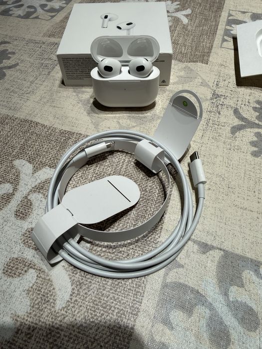 Наушники AirPods 3