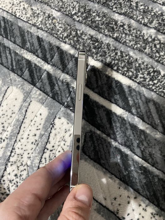 Vand iphone 13 pro max !