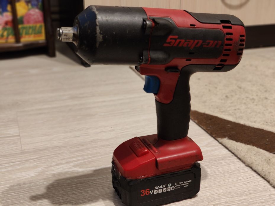 Гайковерт snapon
