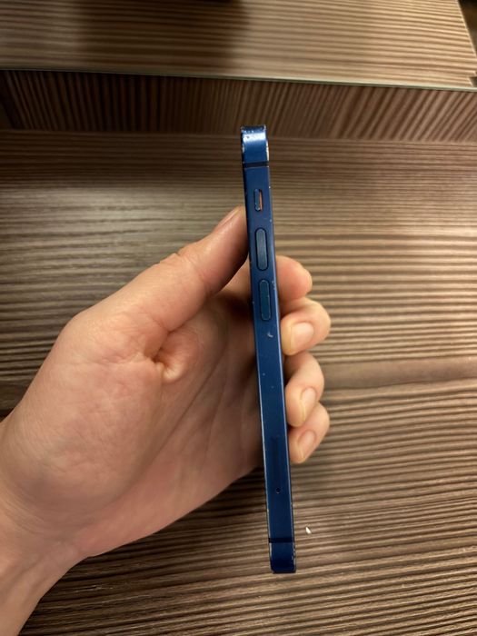 Продам iPhone 12 mini