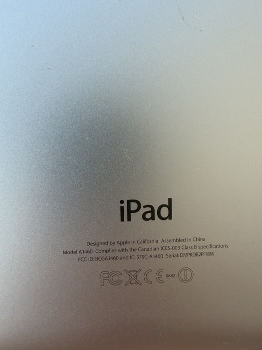 Ipad 4 (Retina), 32GB Wi-Fi + Cellular
