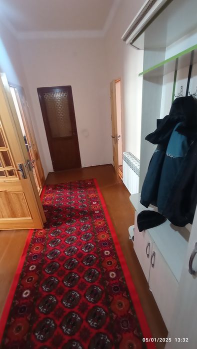 Bozor yondo 2 xonali kvartira ijaraga beriladi.