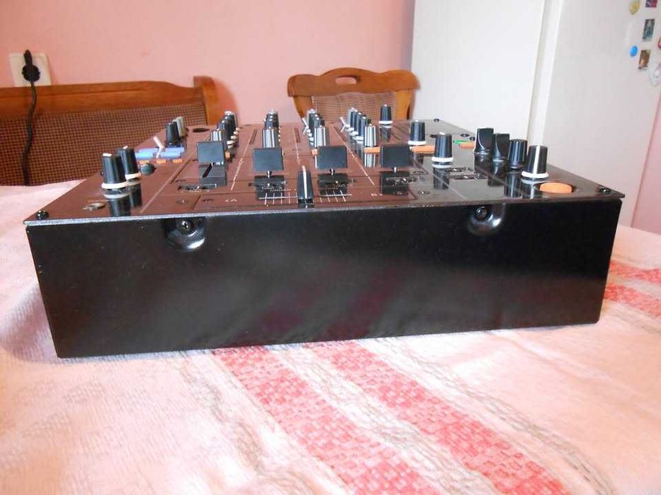 mixer Pioneer DJM 800 ca CDJ,Behringer,Reloop,Mackie,Omnitronic