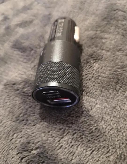 Incarcator auto USB