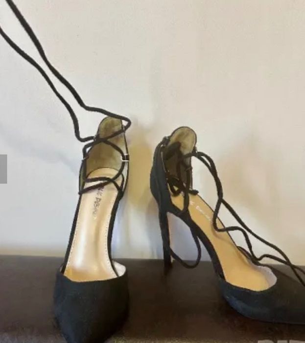 Чисто нови токчета