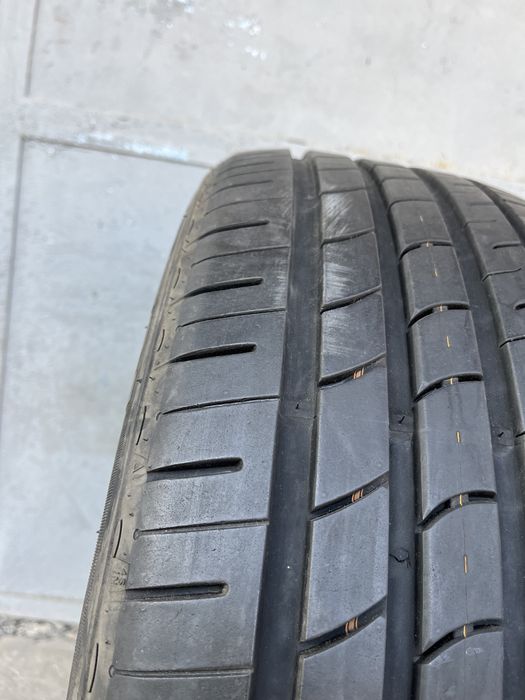 2 бр. летни гуми 235/45/19 Nexen SUV 7,2 mm DOT 0316