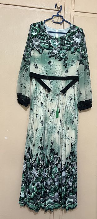 Продаю платье производство Турция