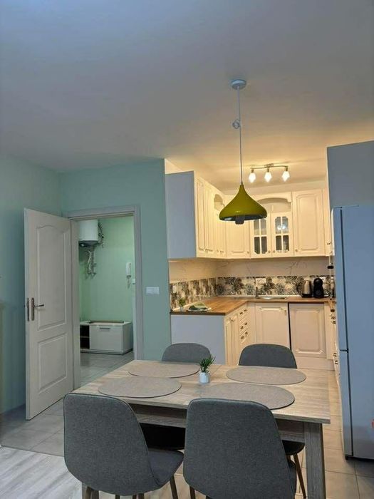 Двустаен апартамент с ГАРАЖ  в ж.к. Бояна.