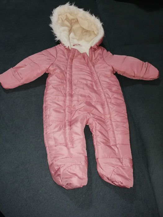 Combinezon bebe mărimea 68