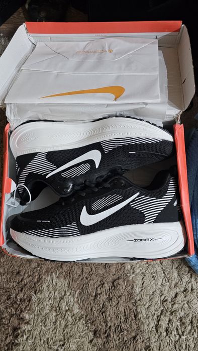 Кроссовки беговые Nike