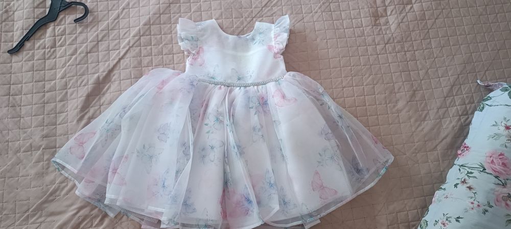 Рокля размер 3-4 години