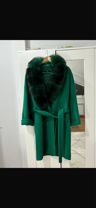 Пальто пальто. .