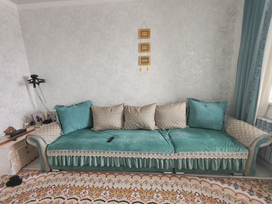Продам диван 3 м