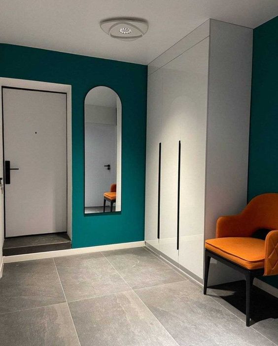 Новомосковская, 3 комнаты, 70 м², евроремонт, 4 этаж