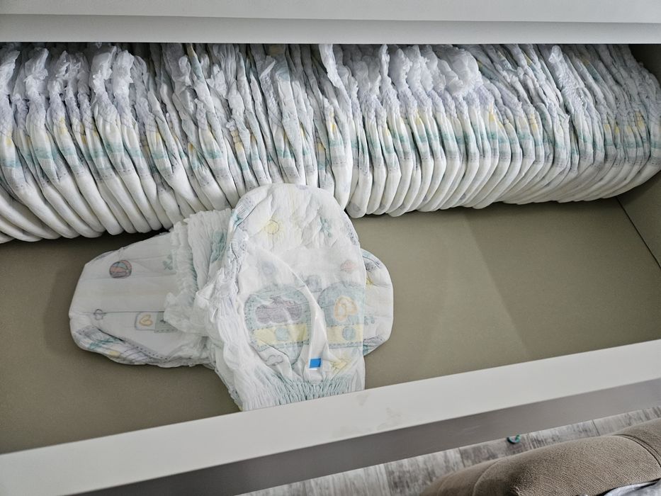Pampers premium care nr 4 chilotel