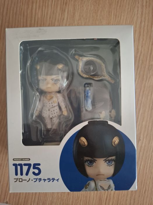 Фигурка  джо джо