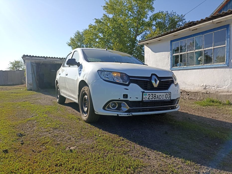 Продам Renault Logan 2 2015 года