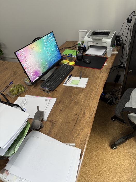 Продам офисную мебель, стол руководителя