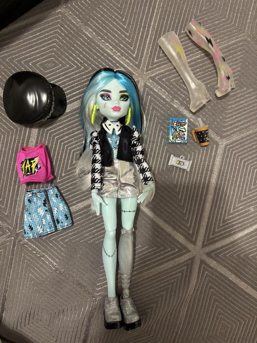 Френки G3 с аксессуарами Monster High
