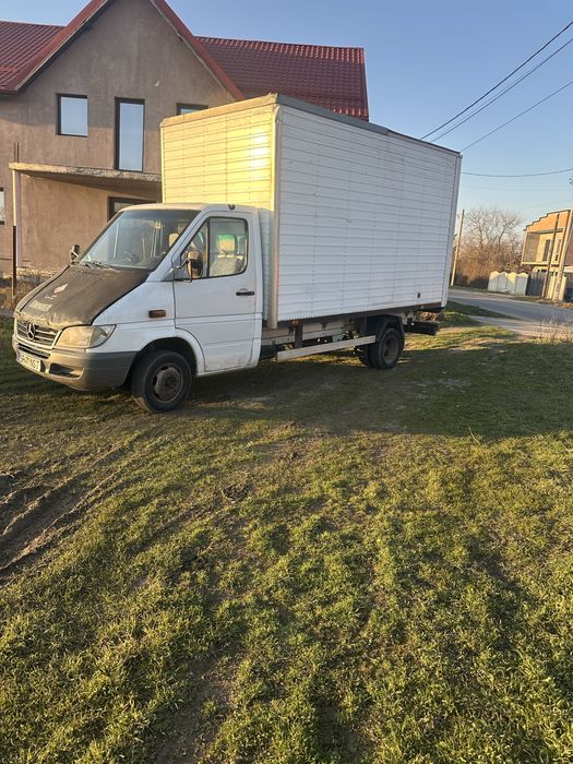 Se vinde Mercedes-benz sprinter