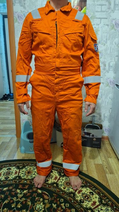 Продам спец. одежду