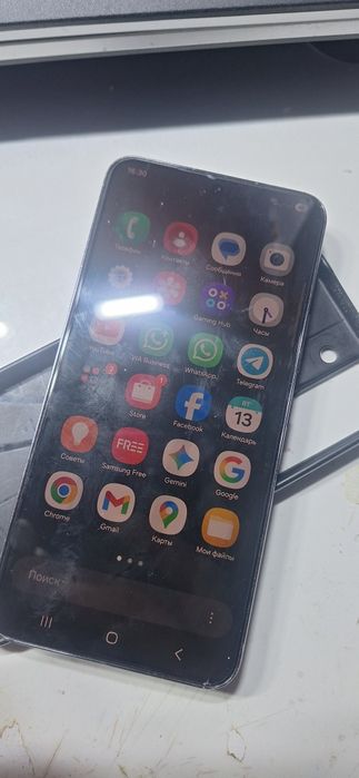 Продам Samsung S22