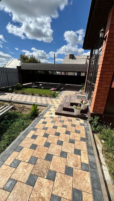 Брусчатка Актау, Сахара-Бархат