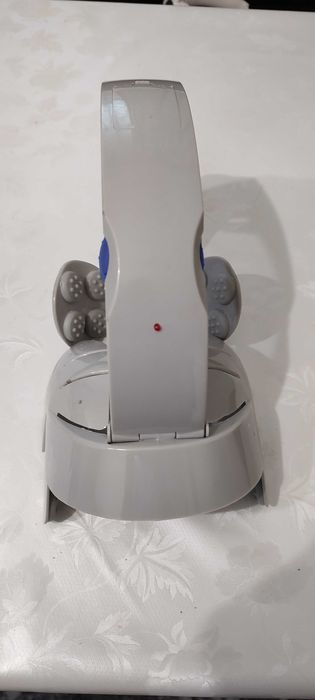 МАСАЖОР ЗА ГЛАВА - вибрационен