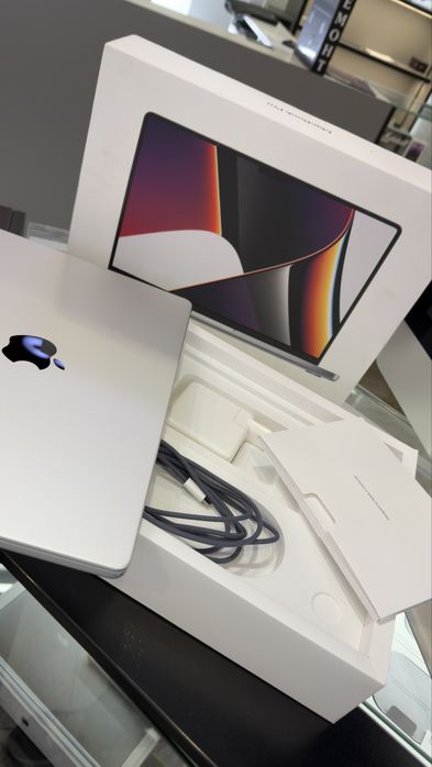 MacBook Pro 14 M1 pro 16/1TB Silver