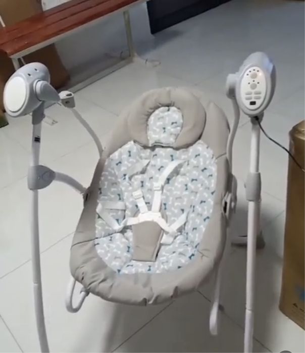 Качеля и стульчик для кормления