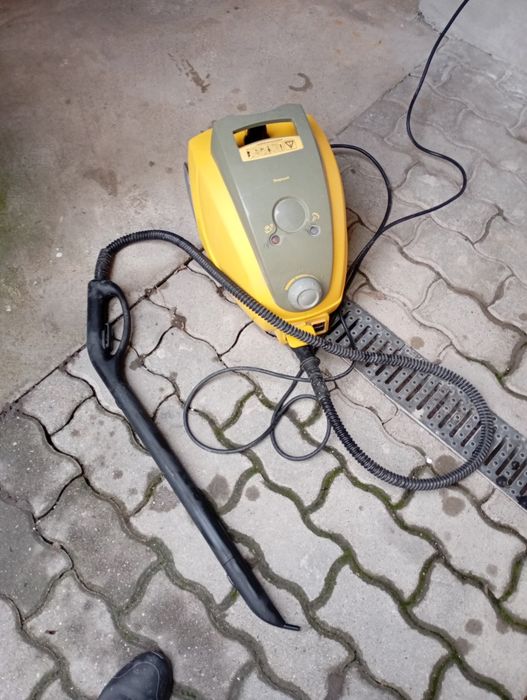 Vând aparat de curățat cu abur! Folosit