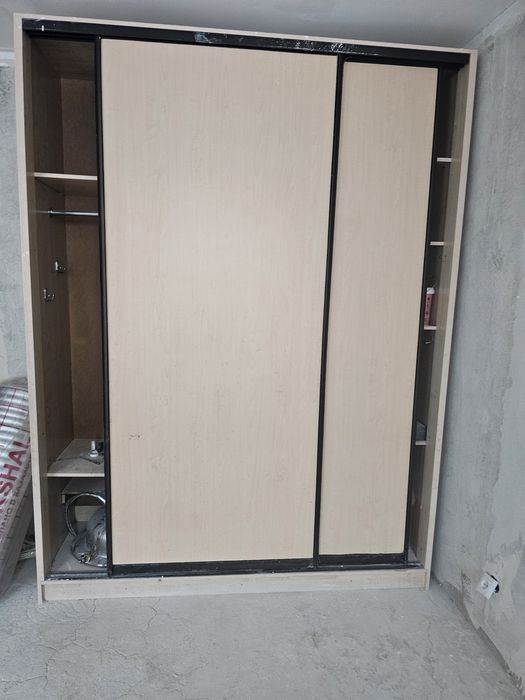 Продам шифонер 2.60