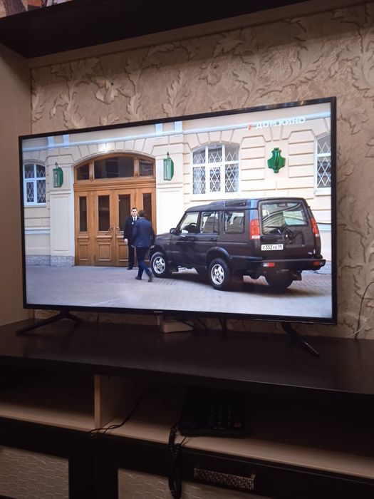 Продам жк телевизор