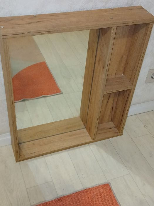 Зеркало с рамочкой