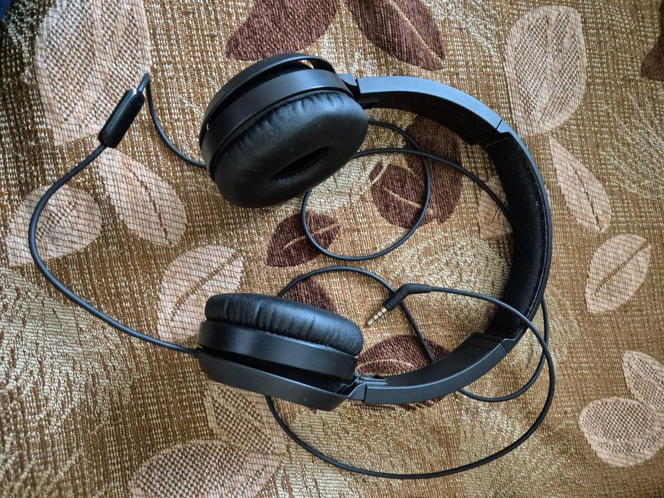 Слушалки Philips с микрофон