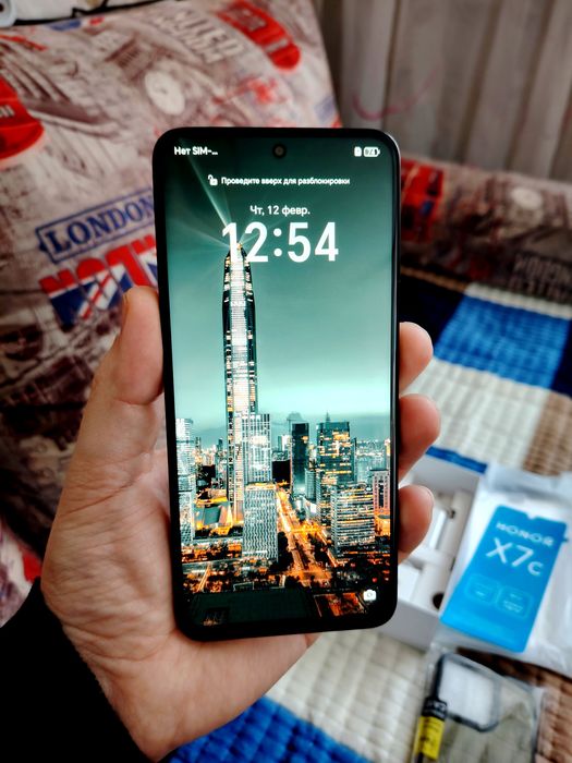 Продам Хонор 256гб в идеальном состоянии