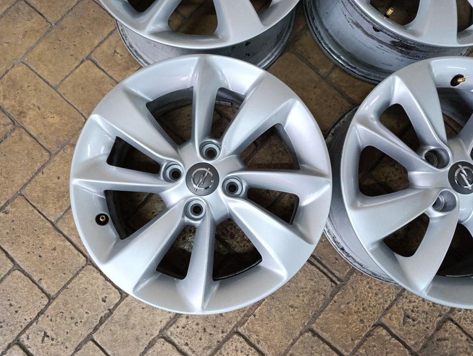 Оригинални джанти за Опел 4х100 15 цола