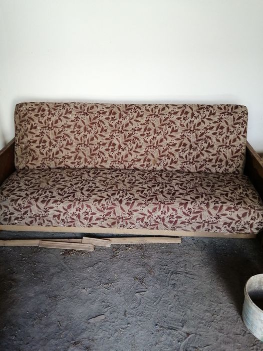 Кресло раскладной диван телевизор