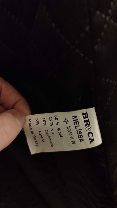 Продам Б/У Пальто 48 размер
