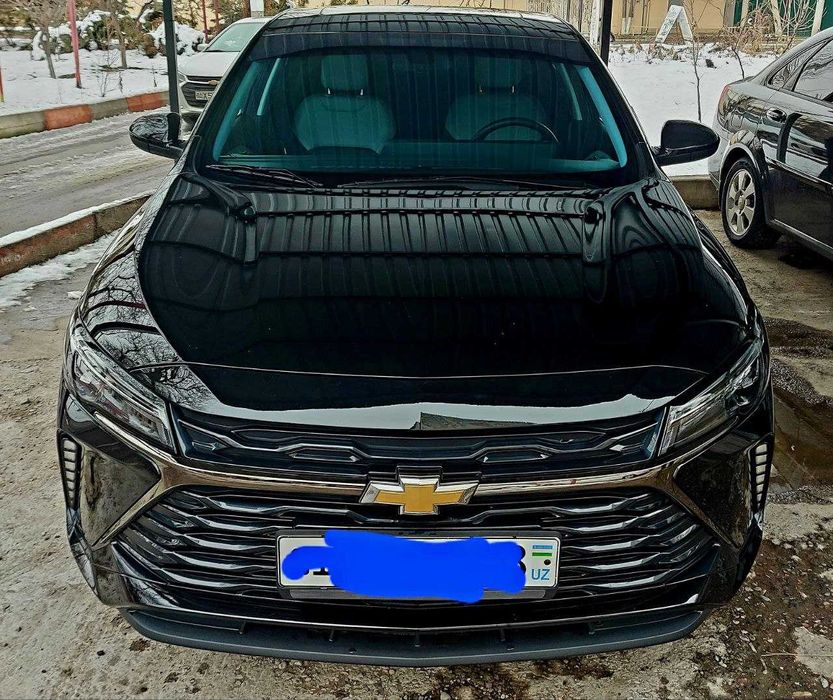 Продается автомобиль Chevrolet Monza