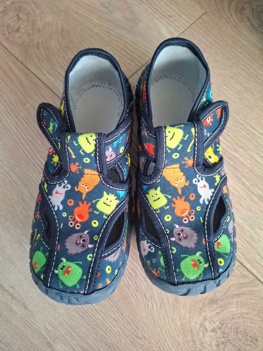 Пантофи 29 и 30 номер Колев и Колев