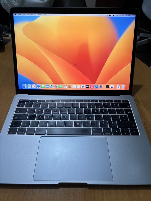 MacBook Pro 13” A1708 | i5 | 8GB RAM | 256GB SSD | Retina
