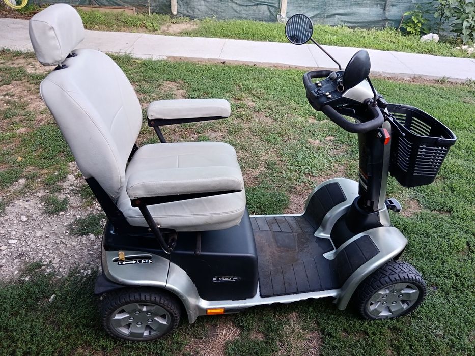 Scuter, cărucior electric pt persoane cu dizabilități locomotorii, dificultăți de deplasare