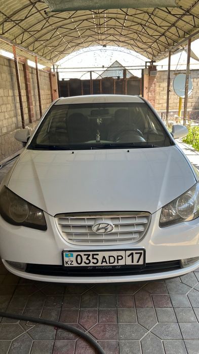 Продам машину Хундай