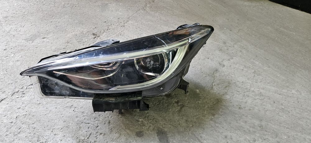 Инфинити infiniti Q30 2.2d