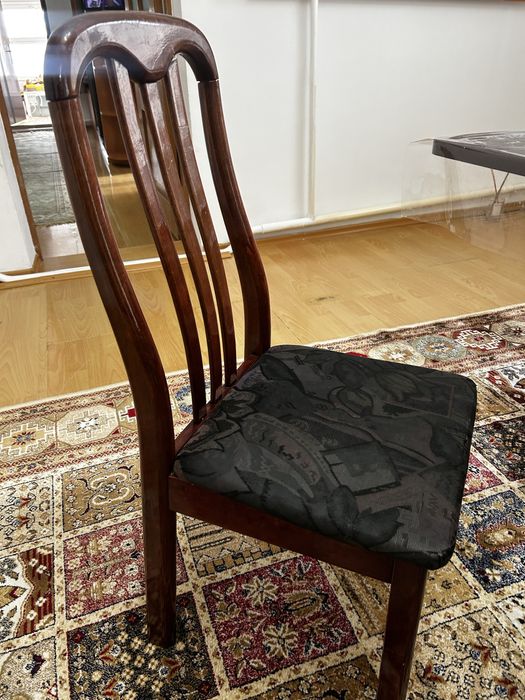 Стулья дерево 7 шт