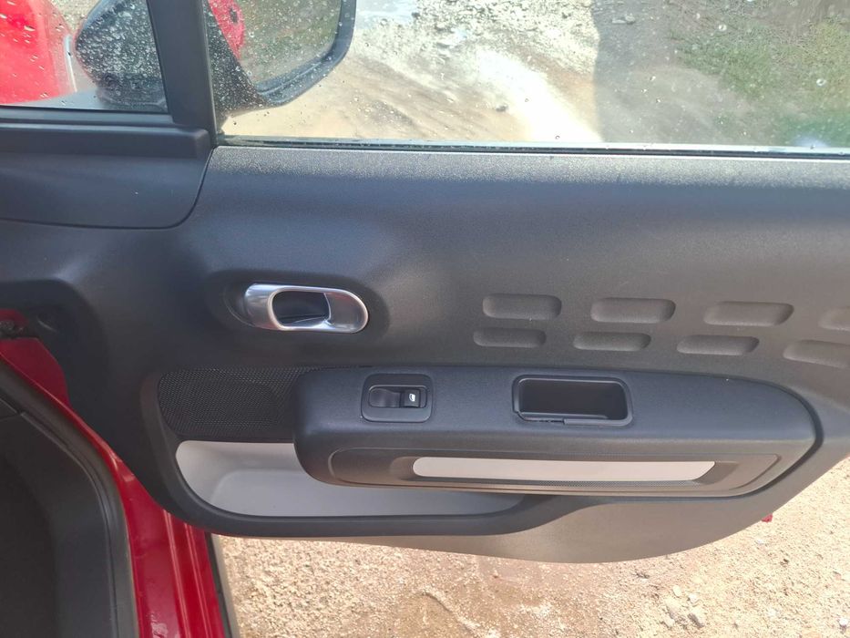 citroen c3 1.2I feel 2017 82 к.с. 59 000 км.