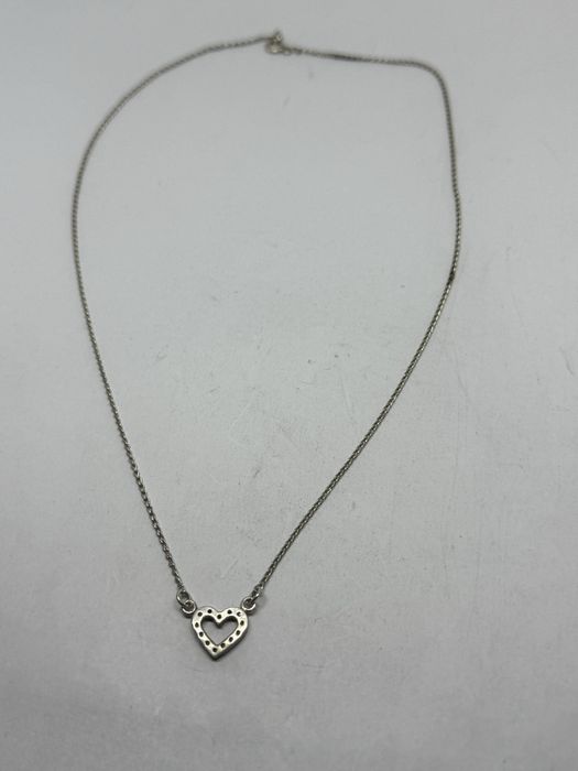 дамски сребърен синджир със сърце