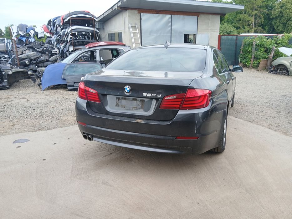 Dezmembrez Piese Bmw F10 din 2011