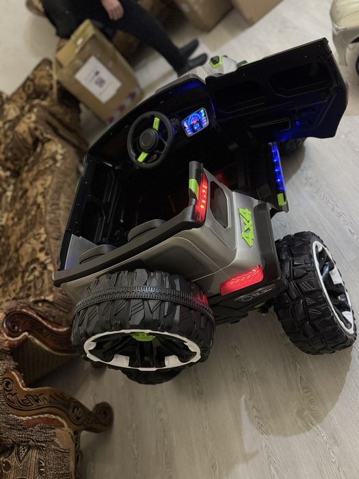 Destskiy elektromobil